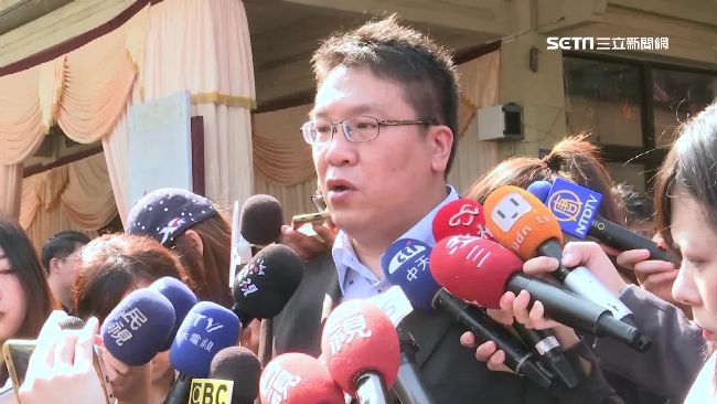 李奇嶽公親變事主　失言竟是這原因