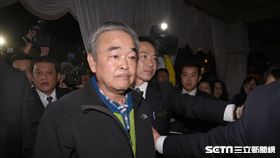 蝶戀花老董周比蒼頭七赴靈堂向死者鞠躬致意 圖／記者林敬旻攝