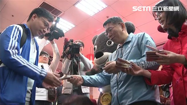 柯P民調大翻身　「贏一半」狂電賴神