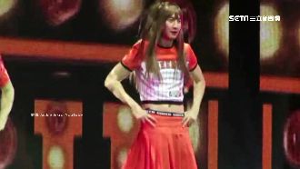 李光洙羞扮周子瑜　「人魚線」見客