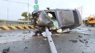 酒駕失控煞不住　醉男自撞號誌桿身亡