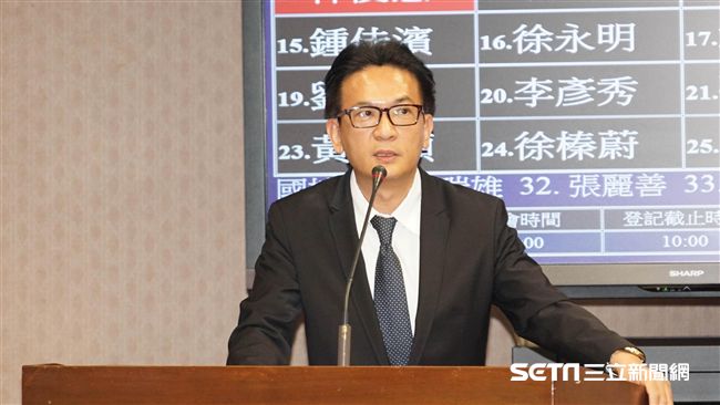 陳星曝情歌反擊　林俊憲批：太奸詐