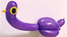 氣球,垃圾鴿,貼圖,爆廢公社,Trash doves,女友　圖／翻攝自臉書