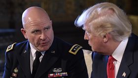 ▲美國總統川普（Donald Trump）宣佈，陸軍中將麥馬斯特（Herbert Raymond McMaster, H. R. McMaster）接任白宮國家安全顧問（ National Security Advisor）。（圖／美聯社／達志影像）