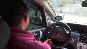 A柱擋視線　左轉比右轉容易出車禍