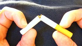 抽菸,二手菸,癮君子,戒菸,肺癌,尼古丁。（圖／攝影者Qfamily,flikr CC License／網址http://bit.ly/1MTcXHg）