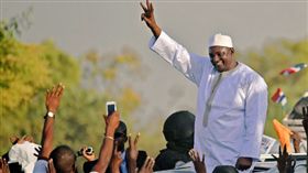 甘比亞,巴羅,Adama Barrow,總統／推特