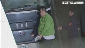 土豪哥朱家龍今天借提，模樣憔悴。