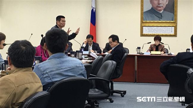扛重擔　柱回應質疑：我有主場優勢嗎