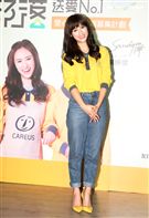 吳姍儒擔任喜憨兒基金會公益大使「送愛到部落」，捐贈愛心餐盒關懷偏鄉學童。（記者邱榮吉/攝影）