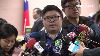 蔡易餘搶下召委　柯建銘喊：福態有用