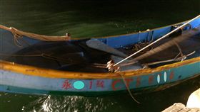 安平港 船 釣客\
中央社