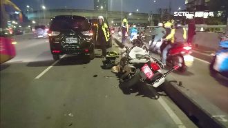 無照男酒駕撞警車　員警急閃險釀傷亡