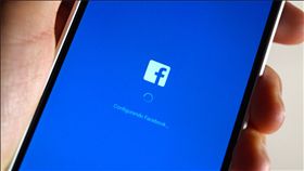 Facebook（臉書）▲圖／攝影者Eduardo Woo, flickr CC License
https://goo.gl/jAfCED