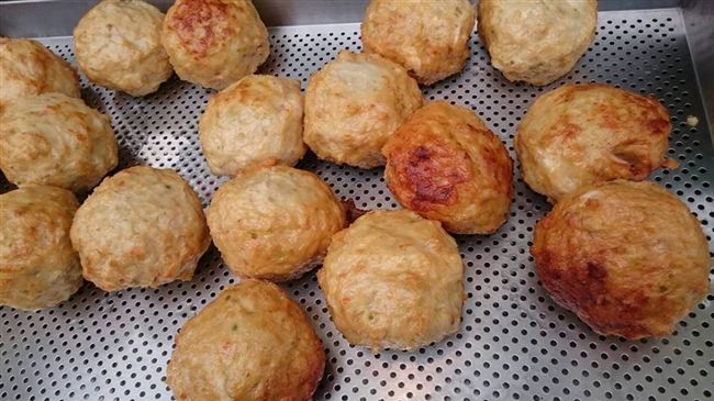 1顆天婦羅賣200元挨轟　老闆喊冤