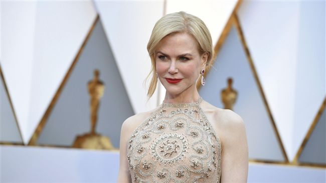 神凍齡！妮可基嫚紅毯透視裝美到逆天