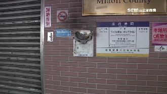 挑釁公權力！男燒稅務局又狠砸文化局