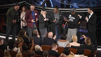 更生人遊覽奧斯卡盛會　群星證婚祝福