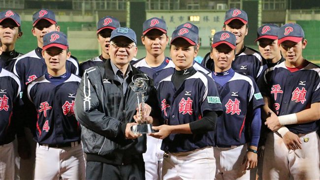 高中棒球木棒組　桃園平鎮摘隊史首冠