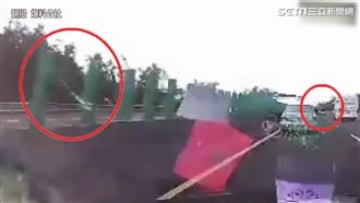 國道驚見小孩伸頭！下一秒飄出嘔吐物