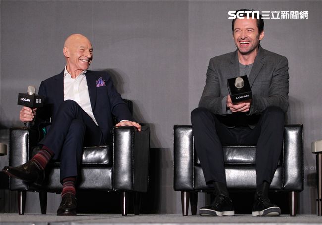 「金鋼狼」休傑曼克、X教授派屈克史都華，訪台記者會。（記者邱榮吉/攝影）