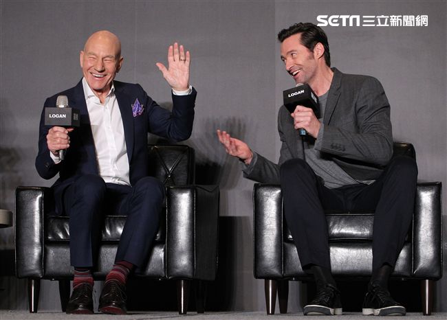 「金鋼狼」休傑曼克、X教授派屈克史都華，訪台記者會。（記者邱榮吉/攝影）