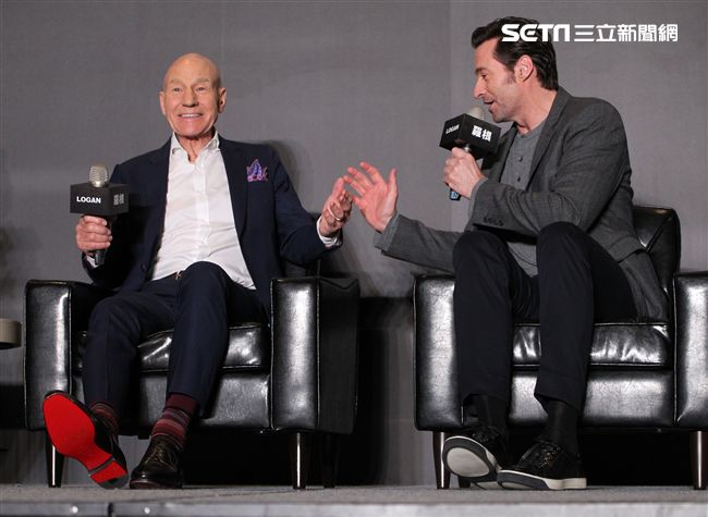 「金鋼狼」休傑曼克、X教授派屈克史都華，訪台記者會。（記者邱榮吉/攝影）