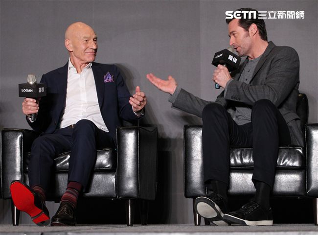 「金鋼狼」休傑曼克、X教授派屈克史都華，訪台記者會。（記者邱榮吉/攝影）