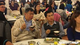 台北市長柯文哲28日晚間出席「我們一起北高挑戰行」活動餐敘　盧冠妃攝