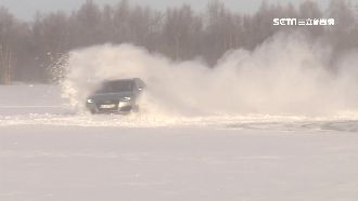 雪駕不容易！打滑、失控「撞」況不斷