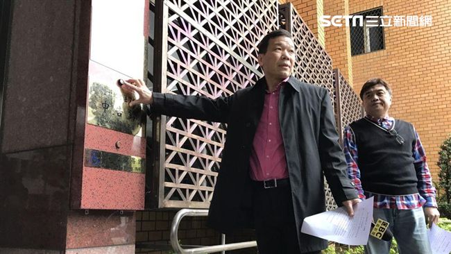 蔡丁貴燒國旗　鍾小平今赴北檢提告