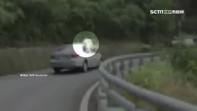 屁孩耍帥不要命？霧台崎嶇山路坐車窗