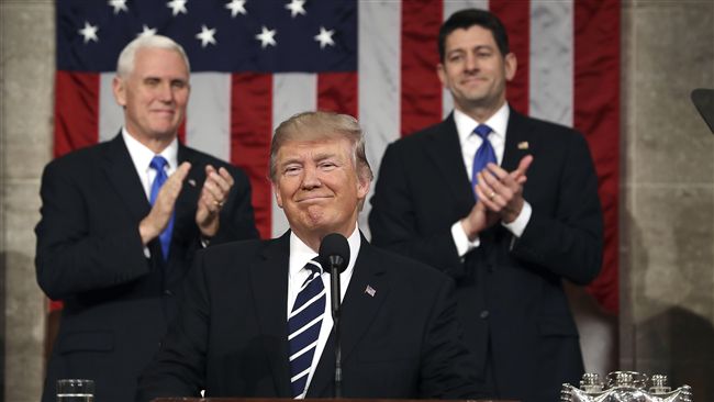 川普國會演說低態放軟　民調明顯提升