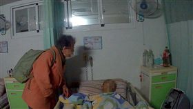 員警助見胞兄最後一面 阿嬤：會有好報
中央社