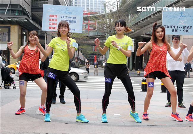 全台最具影響力的全女性賽事 Mizuno Lady s Running 五年有成，國民校花簡廷芮、上班族最強跑者陳瑋琳，首度暢談自身美「好」運動經驗。（記者邱榮吉/攝影）
