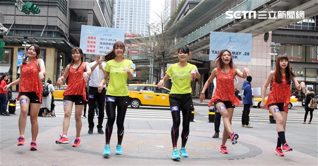 全台最具影響力的全女性賽事 Mizuno Lady s Running 五年有成，國民校花簡廷芮、上班族最強跑者陳瑋琳，首度暢談自身美「好」運動經驗。（記者邱榮吉/攝影）