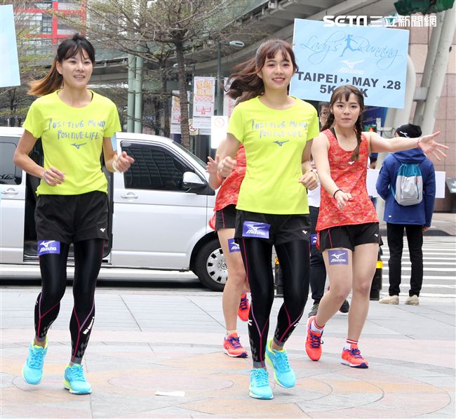 全台最具影響力的全女性賽事 Mizuno Lady s Running 五年有成，國民校花簡廷芮、上班族最強跑者陳瑋琳，首度暢談自身美「好」運動經驗。（記者邱榮吉/攝影）