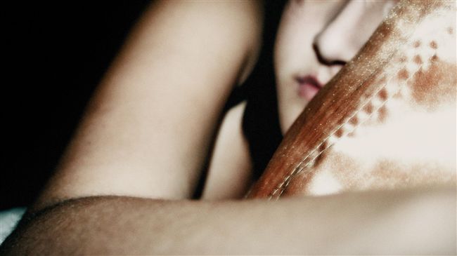台女放生法國男友　裸照慘被散布網路