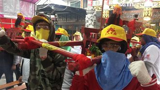 特殊祈福儀式　摸神明祈福