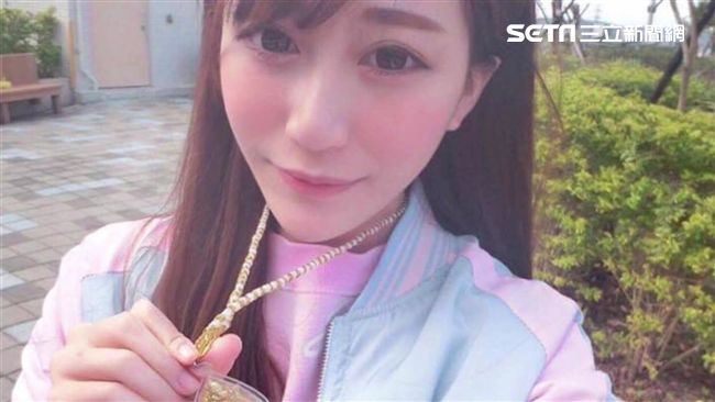 梁絲繐復活了！臉書要網友「推推」