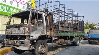 進香團貨車陷火海　多尊神像全被燒毀