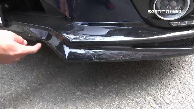 拖吊毀愛車保桿　用強力膠偷黏不告知
