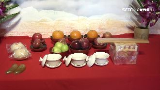 吐司金紙拜完吃下肚　民眾：難接受