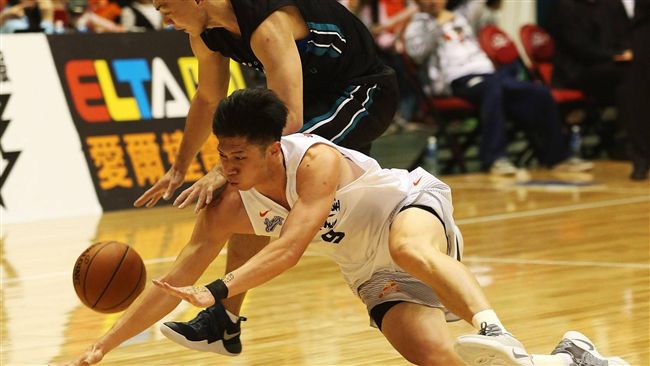 林金榜叮嚀防守　璞園勝富邦先聽牌