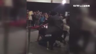 卡位拍照起口角　雙方互毆阿嬤慘骨折