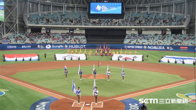 開幕式韓國隊進場　吳昇桓受熱烈歡迎