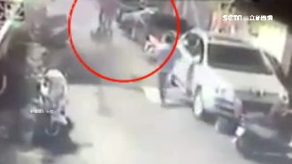 下班回家遭追擊　被害人遭陌生男狂毆