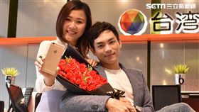 預約近三萬件　限定版iPhone 6台灣大提前開賣