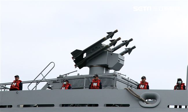 海軍106年敦睦遠航訓練支隊停泊基隆港口開放參觀，參與的磐石軍艦首次停靠基隆港。（記者邱榮吉/攝影）