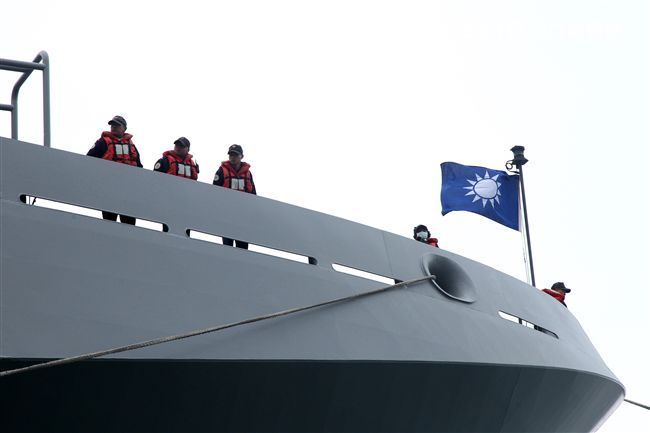 海軍106年敦睦遠航訓練支隊停泊基隆港口開放參觀，參與的磐石軍艦首次停靠基隆港。（記者邱榮吉/攝影）